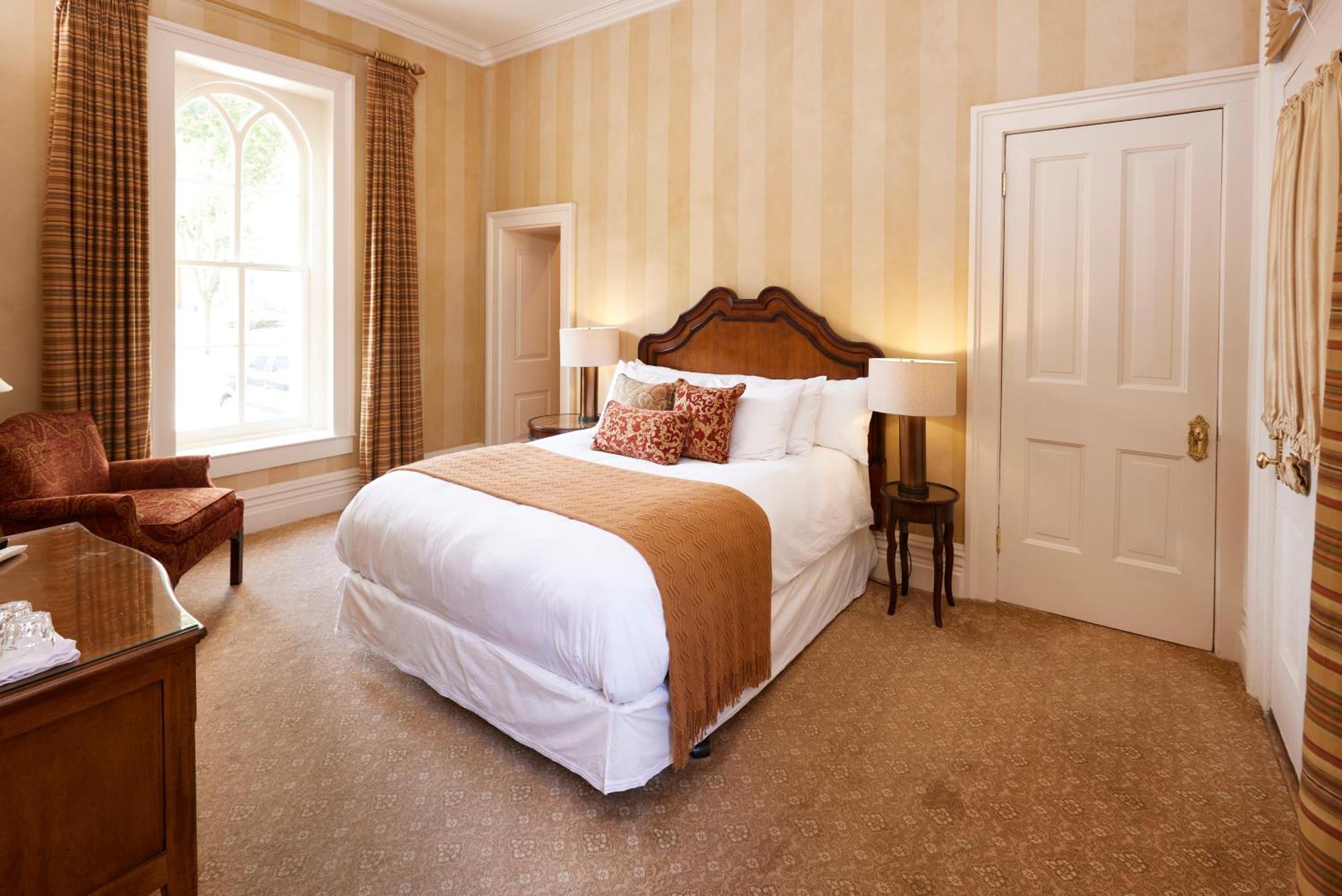 Mansion Hill Inn Медісон Екстер'єр фото