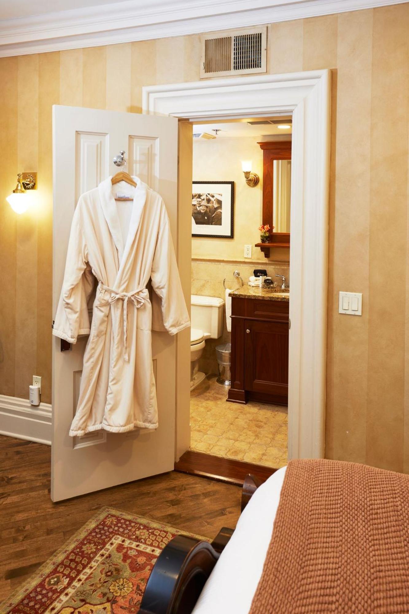 Mansion Hill Inn Медісон Екстер'єр фото